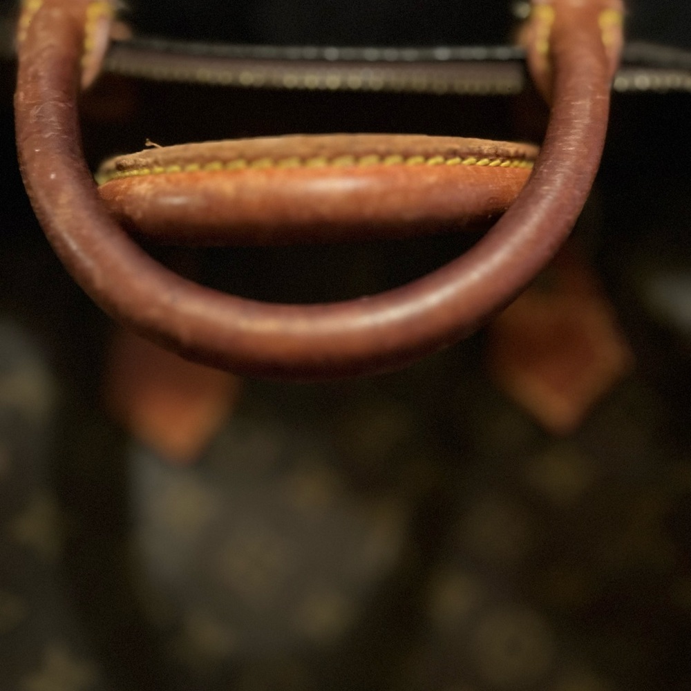 Authentic Louis Vuitton Speedy 40( retired ) my favorite❤️ - Picture 11 of 14